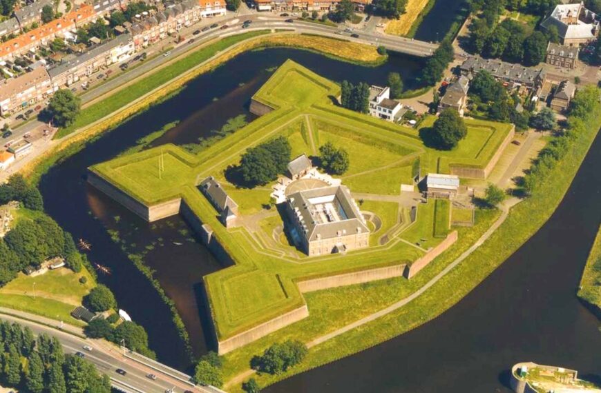 ’s-Hertogenbosch (NL)